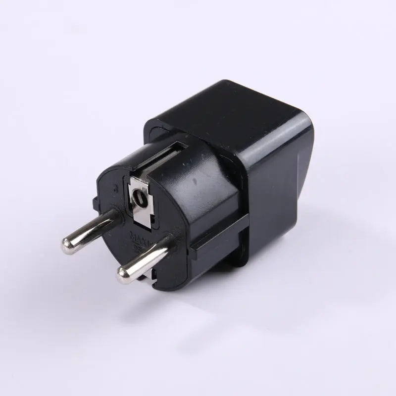Universal EU Travel Adapter KuroshiroOnline