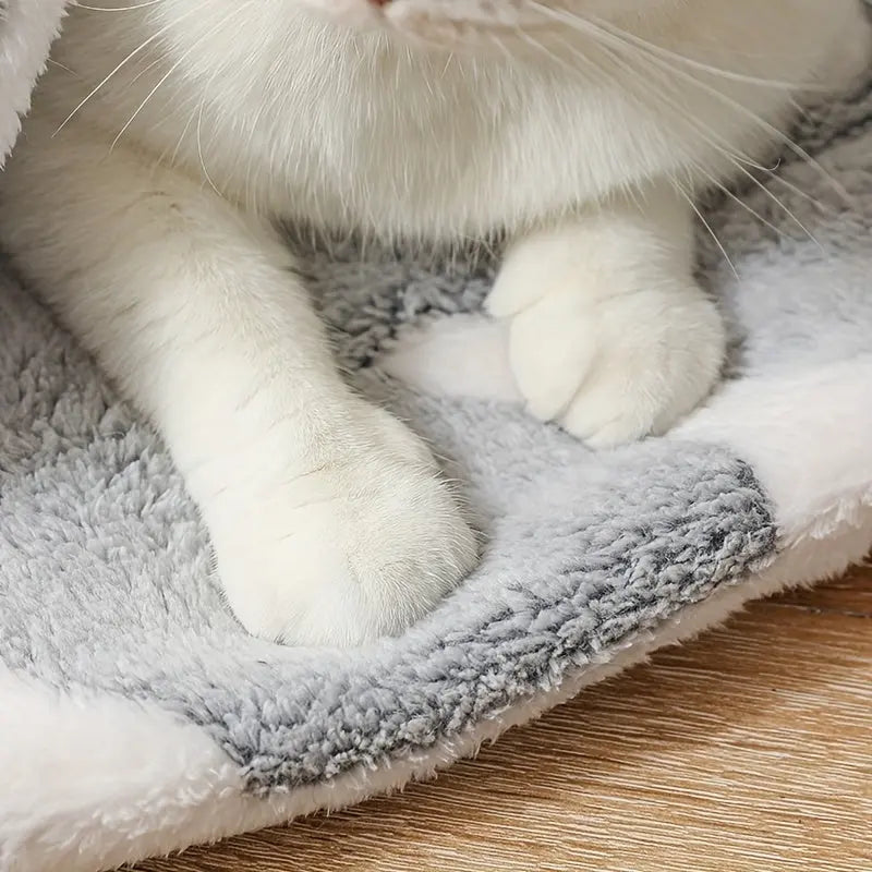 Self-Warming Pet Bed Mat KuroshiroOnline
