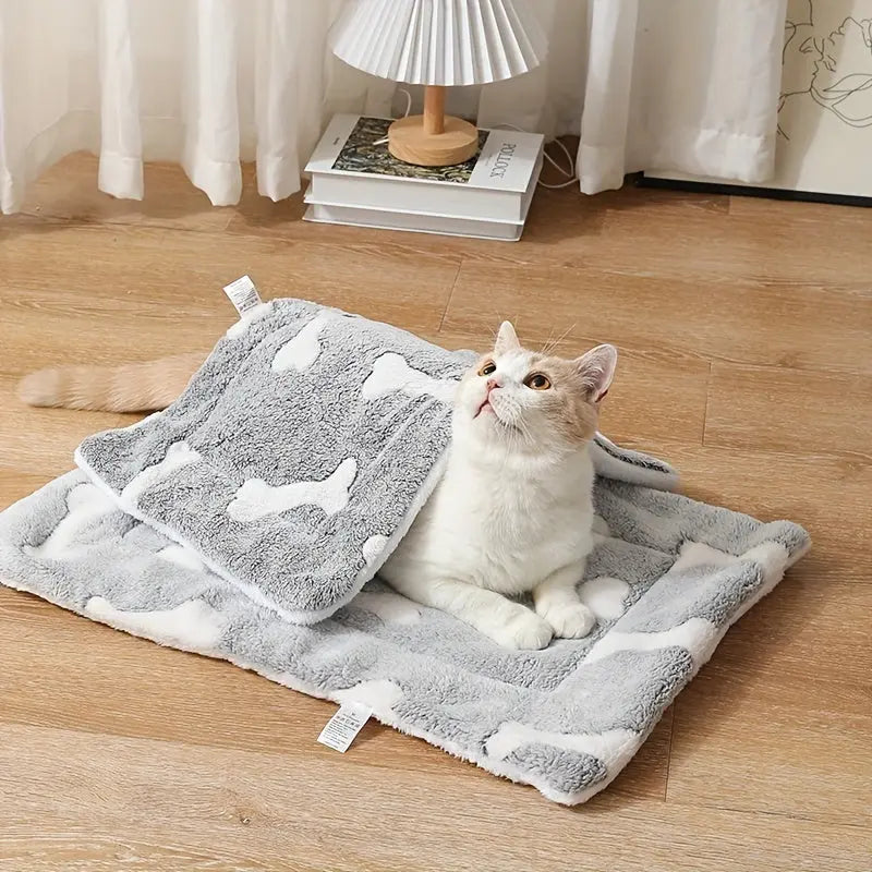 Self-Warming Pet Bed Mat KuroshiroOnline